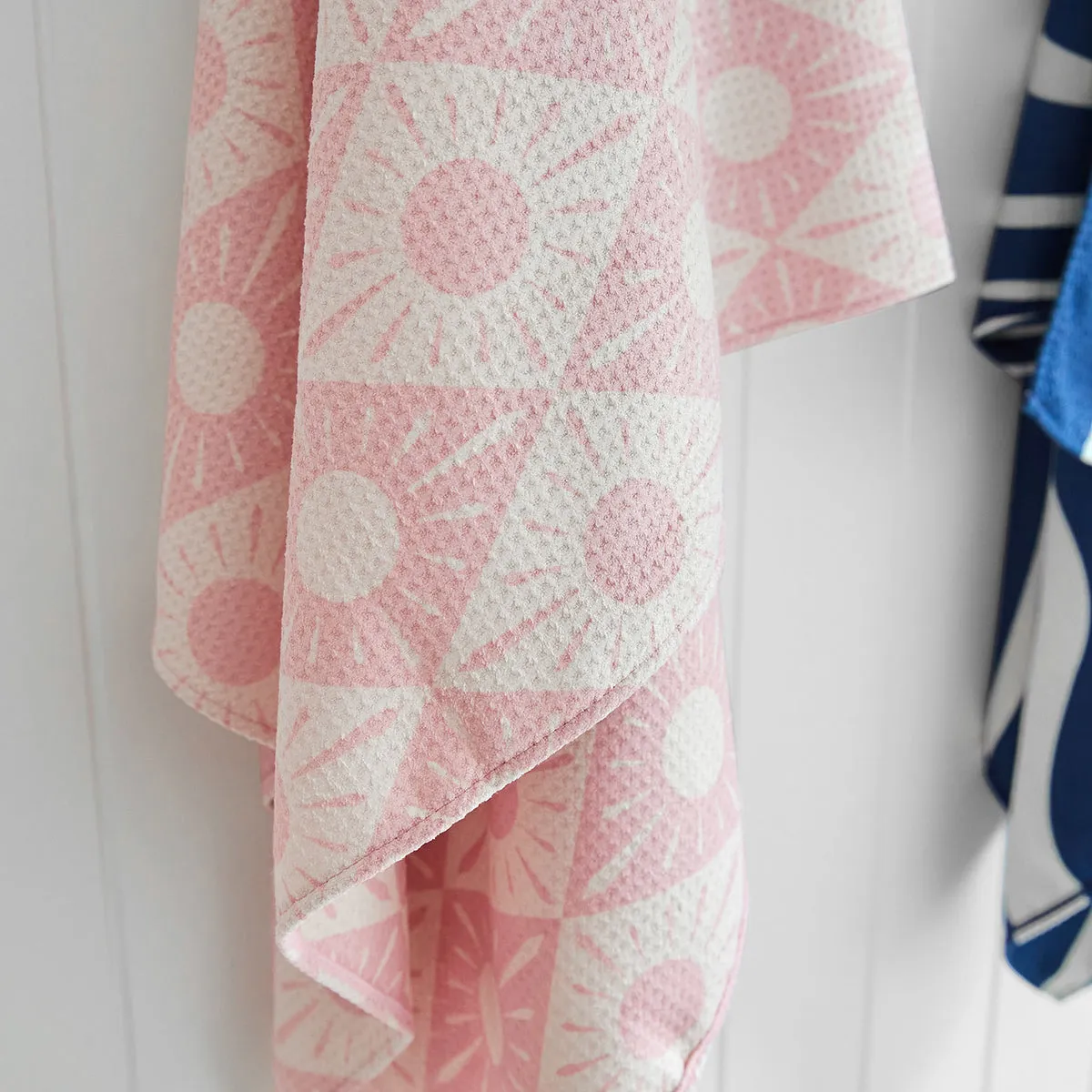 Dock & Bay Bath Towels - Diamond Pink (3)