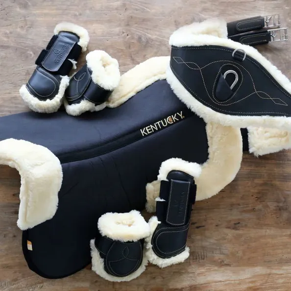 Kentucky Sheepskin Anatomic Leather Girth