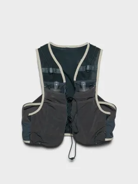 Slope Runner Vest in Nouveau Green
